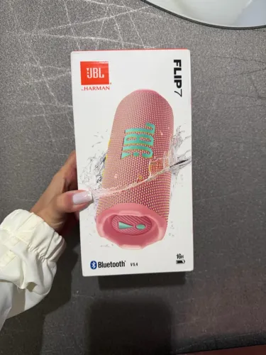 JBL FLIP 7 original, nova lacrada na caixa 