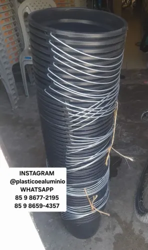 Balde plástico 8 litros 