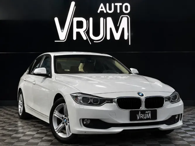 BMW 316I 1.6 TB 16V 136cv 4P 2014