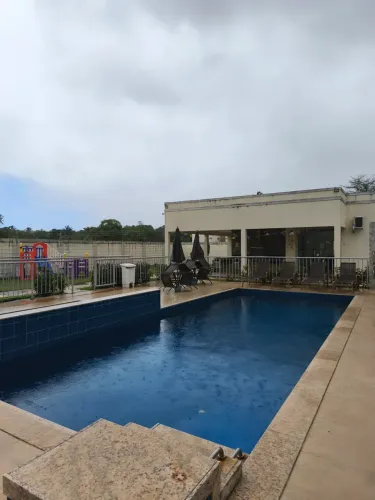 Alugo Apartamento 2 andar, 2/4, Piscina, Estacionamento, portaria 24h, em Abrantes/Alphavi