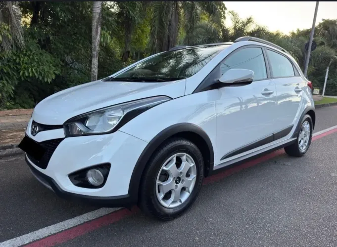 Hyundai HB20X Premium 1.6 Flex 16V Aut. 2014