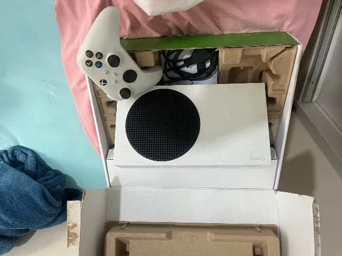 Xbox Series S 512G, controle e caixa tudo original