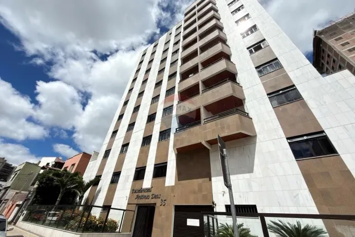 Apartamento 3 quartos com suíte no Alto dos Passos - Juiz de Fora - MG