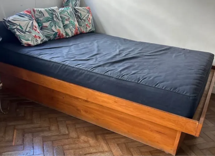 CAMA KING SIZE BAÚ - MADEIRA
