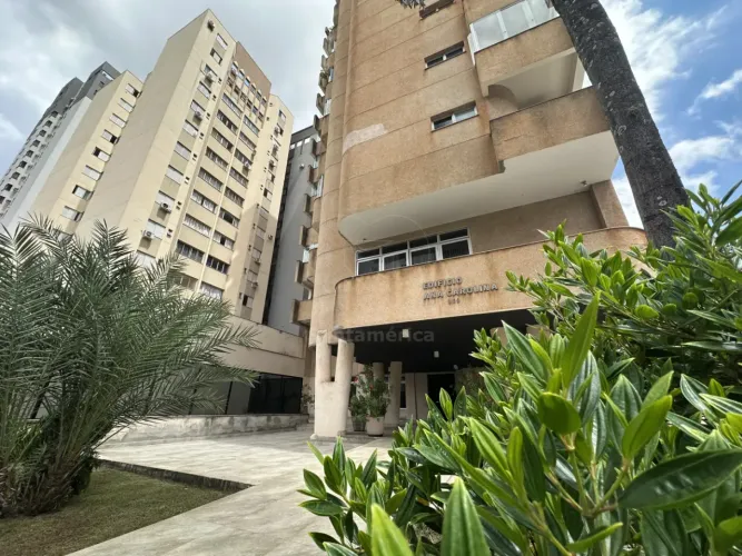 Apartamento duplex para Venda no Edifício Ana Carolina com 5 Dormitórios sendo 3 Suítes