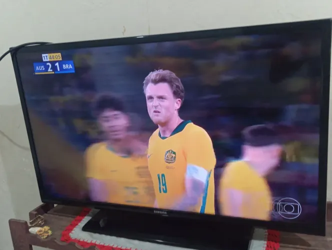 Vende-se SMART TV 40 polegadas