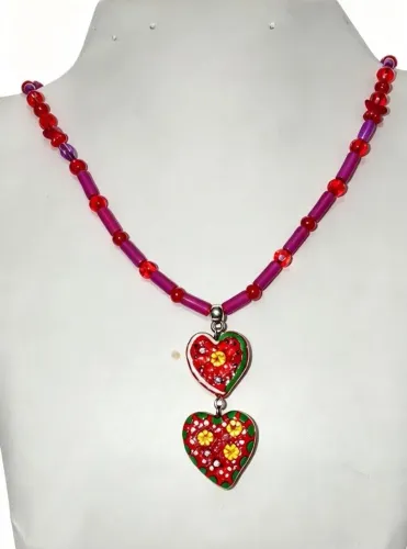 Colar coração amor perfeito em porcelanato  peça esclusiva da loja Darknes Accessories 