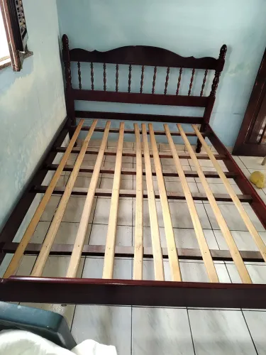 Cama casal madeira