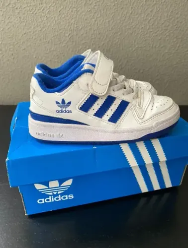 Tenis Infantil Adidas Forum Low tam 26