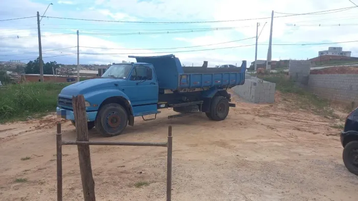 Caminhão Ford F12000