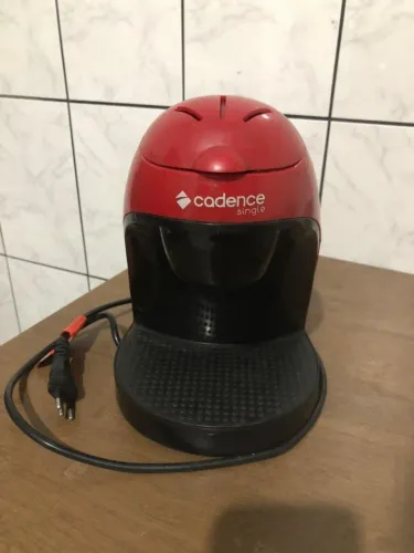 VENDE-SE CAFETEIRA 