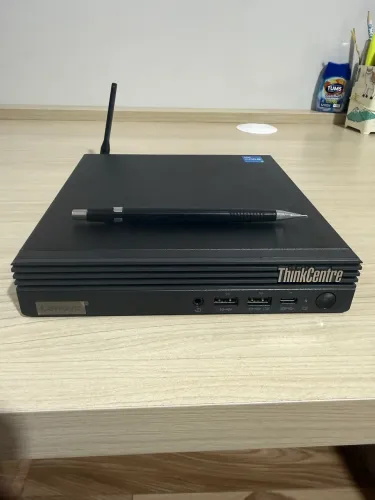 Vendo mini Lenovo ThinkCentre M70q Core i5 12a geração 