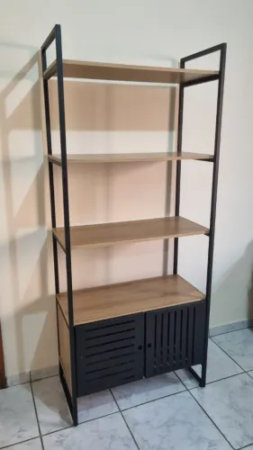 Estante Industrial 4 Prateleiras com Armário - NÃO ENVIO E NEM ENTREGO