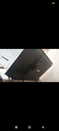 Televisão pra tira peças 