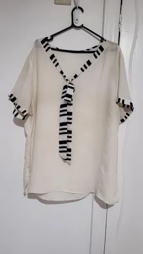 Blusa g M.fatorial beige G