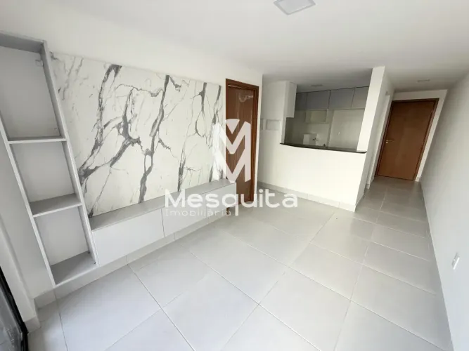 Apartamento novo com 02 quartos para alugar à beira mar de Intermares.