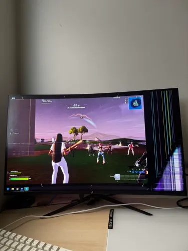 MONITOR SUPERFRAME 240hz 27 polegadas curvo *LEIA A DESCRIÇÃO*