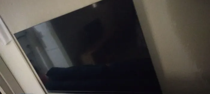 TV Philips com defeito, ela passa um tempo ligada e depois desliga.
