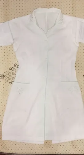 VENDO JALECO BORDADO ( TAMANHO M)