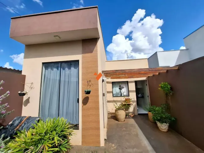 Casa com 2 dormitórios à venda, 70 m² por R$ 185.000,00 - Parque dos Pinheiros - Álvares M