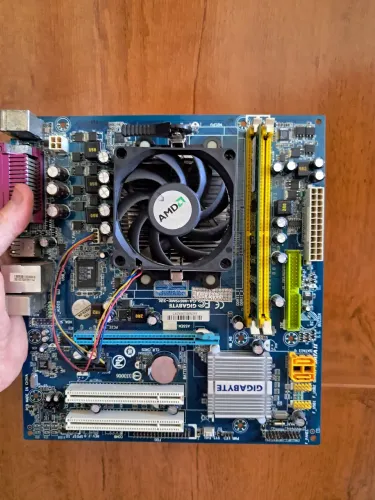 Kit amd placa mãe processador e memoria c/ fonte 