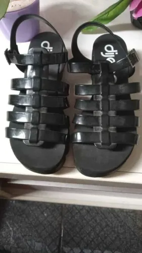 Sandália dijean tamanho 37