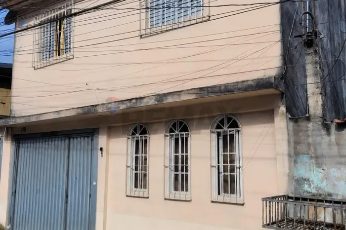 Excelente Oportunidade de Investimento 03 Casas no Mesmo Terreno no Jardim São Gabriel