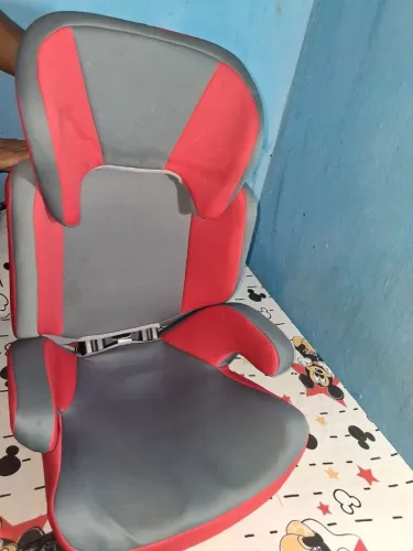 Vendo Cadeirinha para pais que adoram viajar e passear com segurança e tranquilidade