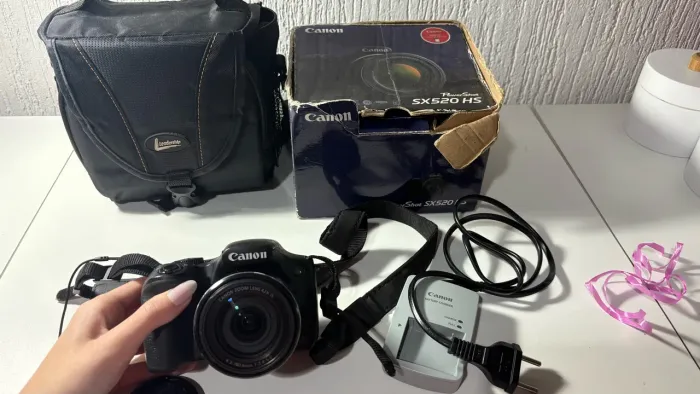Canon PowerShot SX520 HS