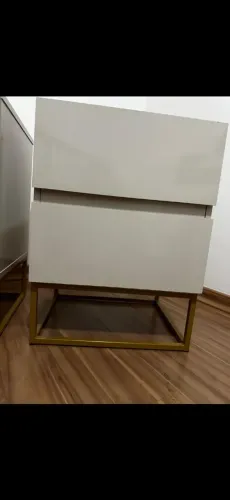 Criados de cama
