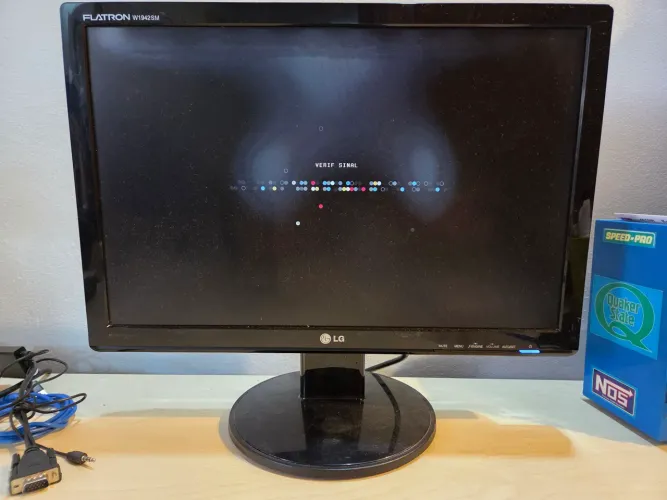 Monitor LG 19' def. Conectividade