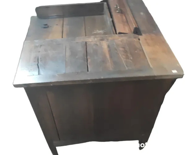 Mesa cofre  madeira de lei 