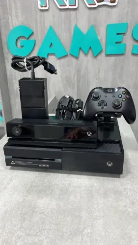 Xbox One Fat  500gb Usado + 1 controle + 1 jogo 
