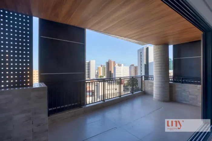 Apartamento novo com 3 quartos em ótima localização, no bairro de Tambaú
