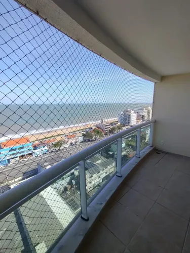 Apto mobiliado com 2 quartos sendo 1 suíte,  vg garagem , vista mar, Praia Campista - Maca