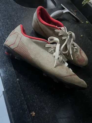 Chuteira Nike 41/42