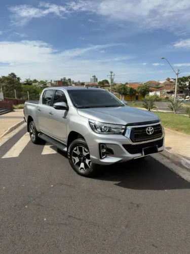 Toyota Hilux CD SRX 4X4 2.8 TDI 16V Diesel Aut. 2019