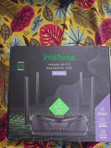 0 (novo)<br>Roteador Dual Band Wifi W5 1200g Porta Gigabit 4 Antenas Intelbras Cor Preto