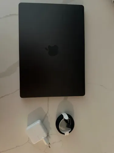 MacBook Pro m4 pro 48 gb