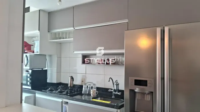 Apartamento Compacto com Sol da Manhã/Tarde em Cascadura! RO01X