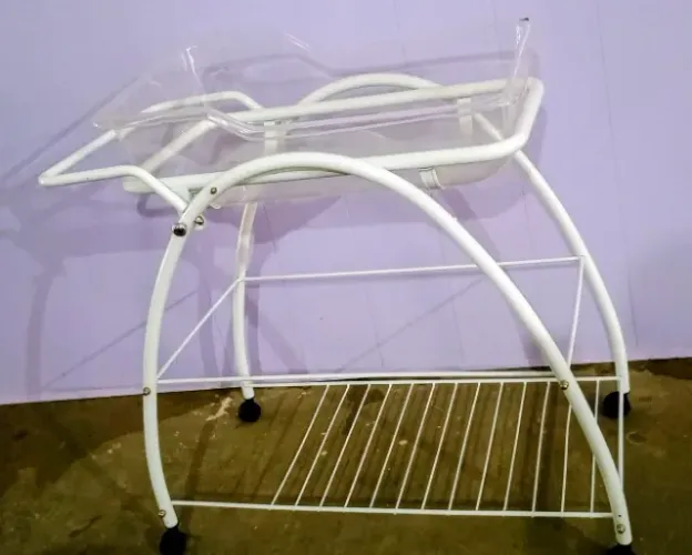 CUBA DE ACRILICO COM SUPORTE