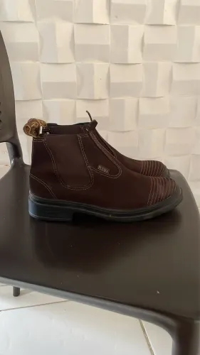 bota pluma original