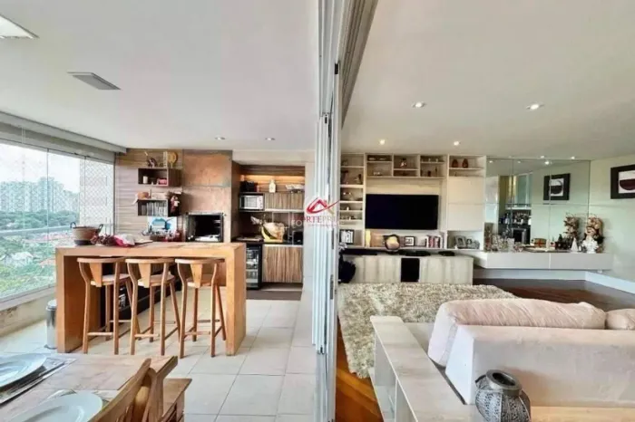 Apartamento com 3 quartos, Campo Belo - São Paulo