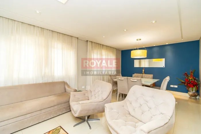 Sobrado com 280m² - 5 quartos no Bacacheri