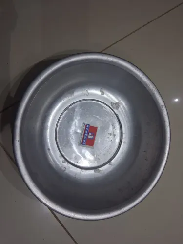 BACIA DE ALUMÍNIO 30CM (NOVA)
