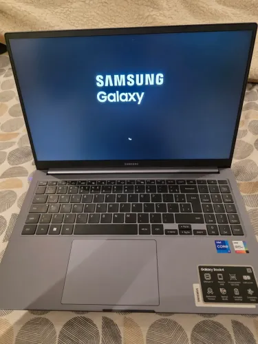Galaxy Book4 i7