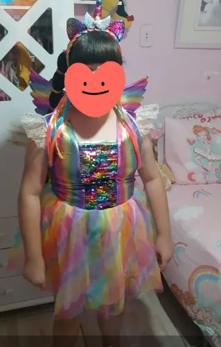 Vendo uma fantasia infantil unicórnio 