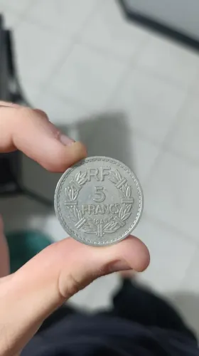 3 Moedas antigas de 5 Francos