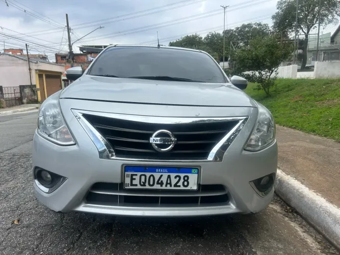 Nissan Versa SL 1.6 16V Flexstart 4P Aut. 2020