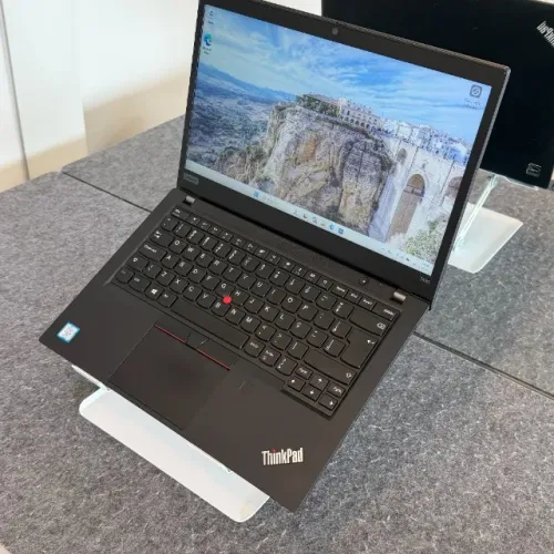 Notebook Lenovo i5 - 8th - 8gb DDR4 - 256gb SSD - Tela 14.0 - ThinkPad T490
